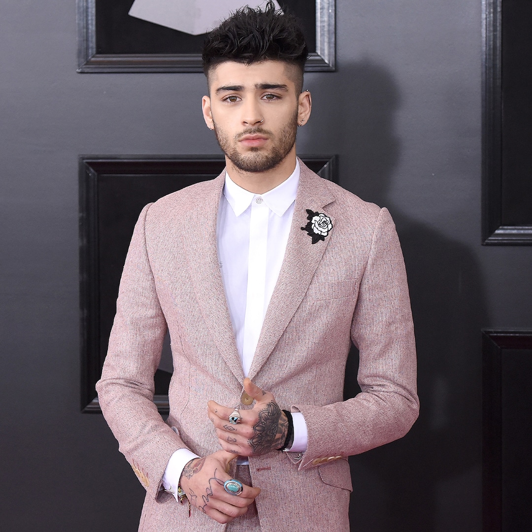 Watch Zayn Malik Sing One Direction’s “Night Changes” 8 Years Later